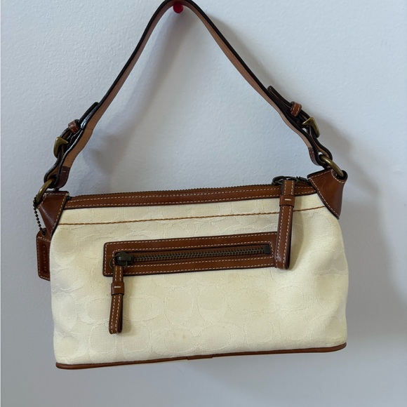 Vintage Coach Mini Shoulder Bag 👜 - Picture 1 of 7